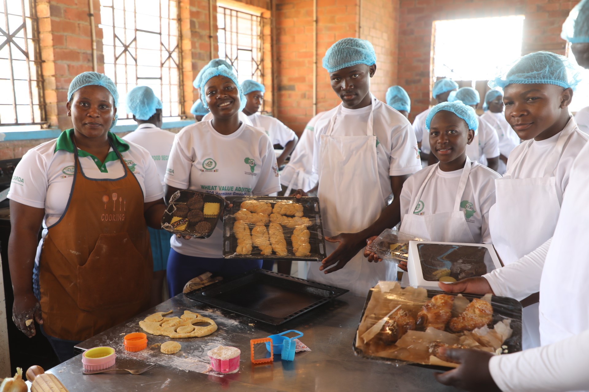 Students at the TAAT Workshop, SOS Hermann Gmeiner High School in Bindura, Zimbabwe - Photo: Jacqueline Tanhara/MLAFWRD Students at the TAAT Workshop, SOS Hermann Gmeiner High School in Bindura, Zimbabwe - Photo: Jacqueline Tanhara/MLAFWRD