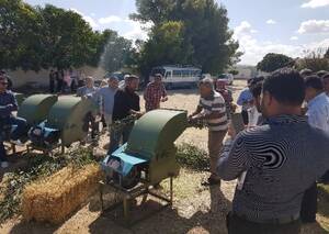 Training day to demonstrate the feed grinding machine. (Photo Zied Idoudi, ICARDA)