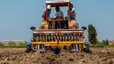 Lightweight Raised-Bed Machine