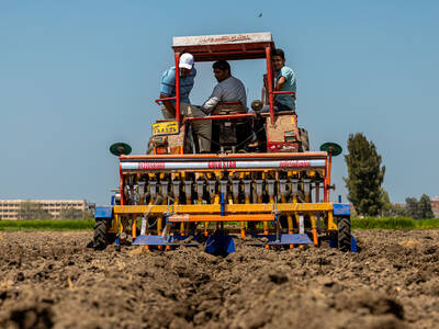 Lightweight Raised-Bed Machine 