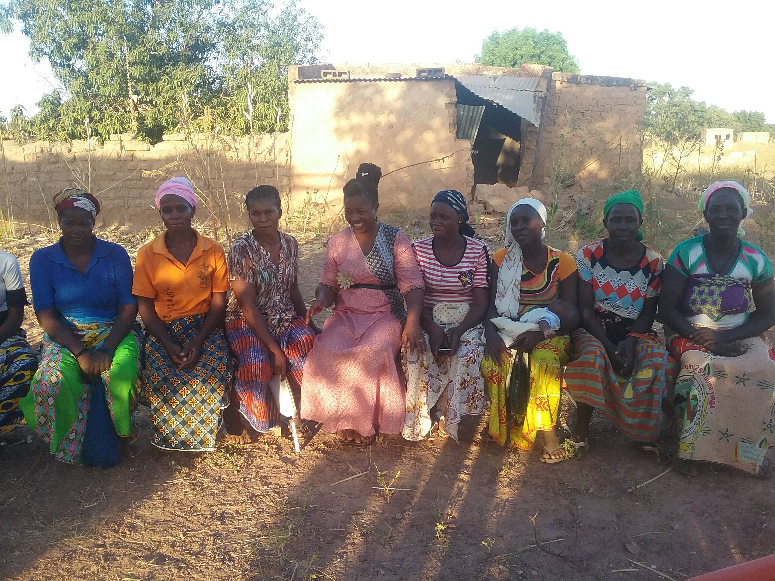 Female cowpea farmers, Burkina Faso Female cowpea farmers, Burkina Faso