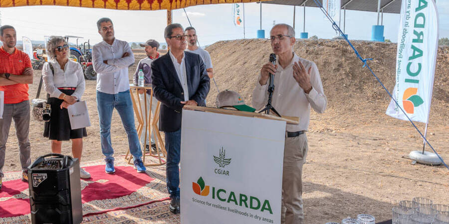 Welcome by Aly Abousabaa, ICARDA Director General and CGIAR Regional Director-CWANA, and Dr. Faouzi Bekkaoui, INRA-Morocco Director General Welcome by Aly Abousabaa, ICARDA Director General and CGIAR Regional Director-CWANA, and Dr. Faouzi Bekkaoui, INRA-Morocco Director General